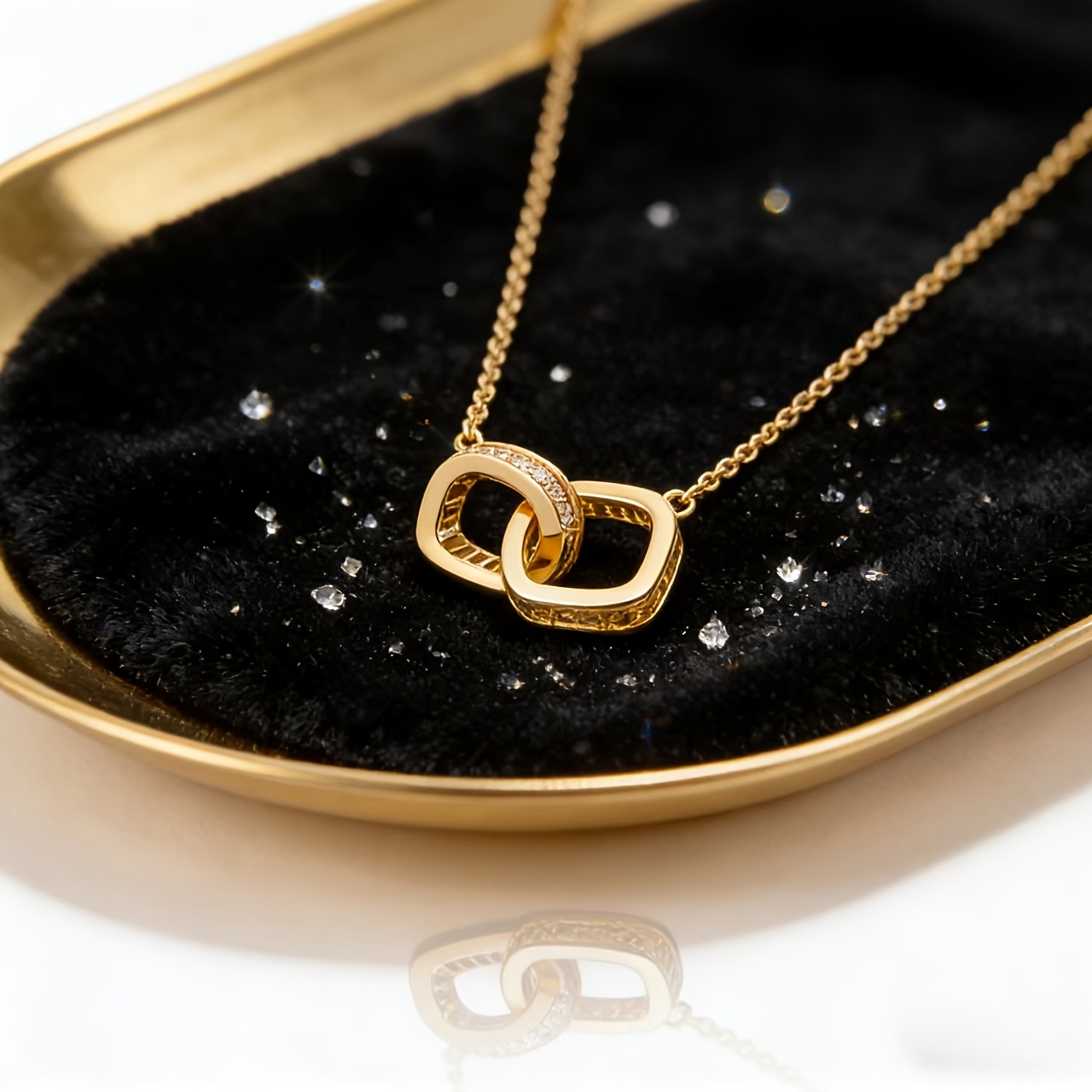 Women's Golden Double-Ring Pendant Necklace, Classic Design